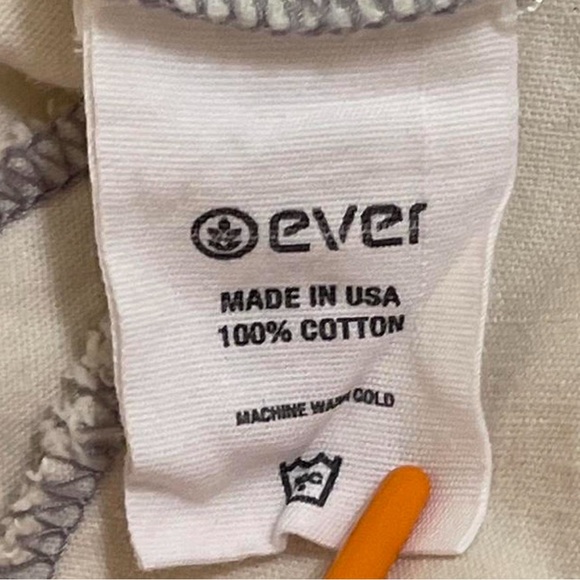 Ever Ivory Pleated Mini Skirt w/ Pockets Size Medium - Picture 4 of 4